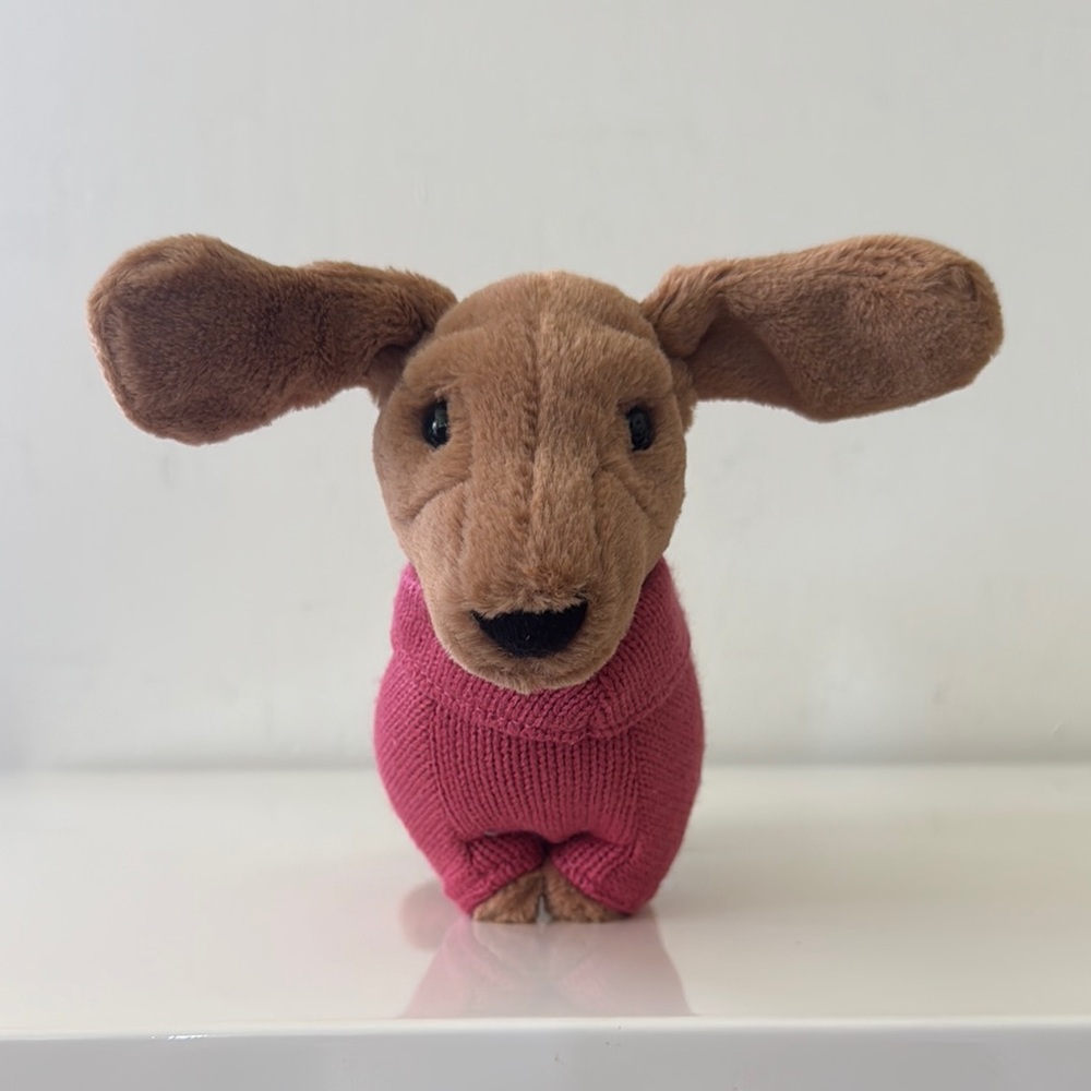 NEW JELLYCAT dachshund wearing a pink sweater